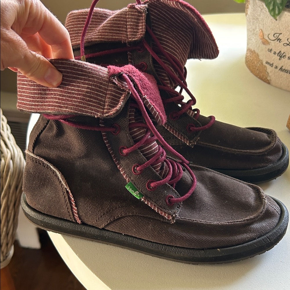 Brown and Burgundy High-Top Sanuk